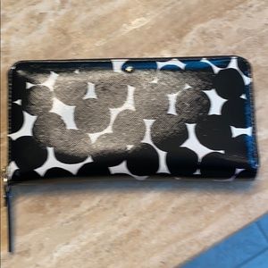 Kate Spade Blot Dot Stacy Zippered Wallet